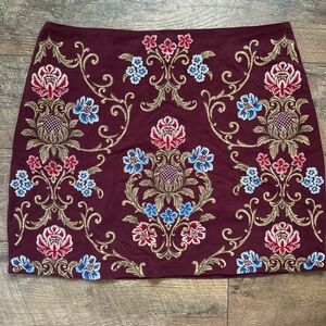 UMGEE | Floral Embroidered mini skirt